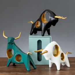 Modern Bull Statue Decoration
