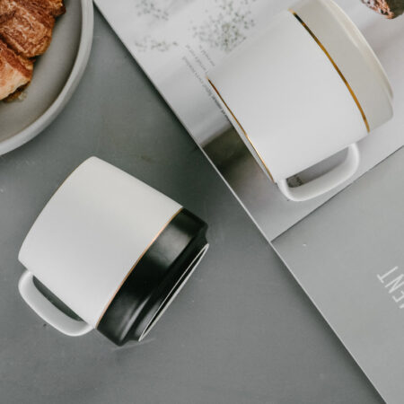 Simple Matte Finish with Colored Ring Coffee Cup