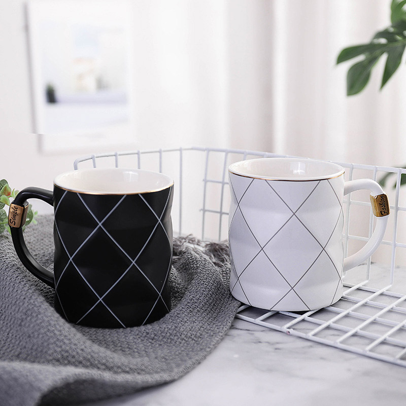 Diamond Patterned Coffee Cup