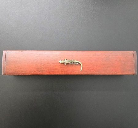 Chopstick Box Set with Iguana Decoration