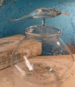 Clear Manta Ray Jar